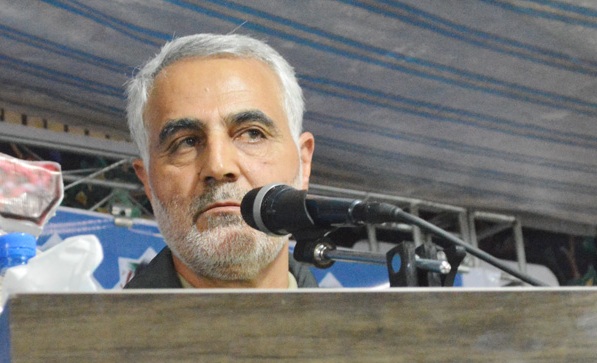 گزارش تصویری از حضور حاج قاسم در اولین سالروز شهادت سردار الله‌دادی