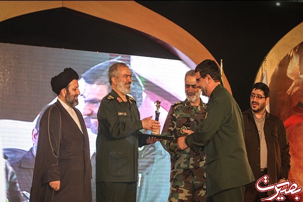 گزارش تصویری// اختتامیه جشنواره ملی سرزمین نور برگزار شد