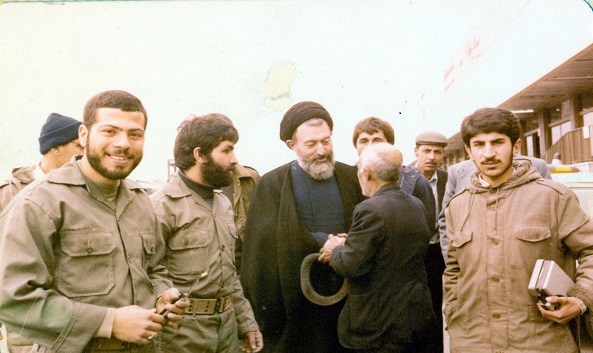 ماجرای عهد ابوالقاسم با دوستانش/ شهیدی که نوشت آمریکا هیچ غلطی نمی تواند بکند ماجرای عهد ابوالقاسم با دوستانش/ شهیدی که نوشت آمریکا هیچ غلطی نمی تواند بکند