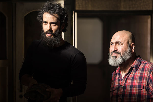 آشنایی با ۲۸ فیلم بخش مسابقه فیلم فجر ۳۵/ رقابت داغ سینما آغاز شد