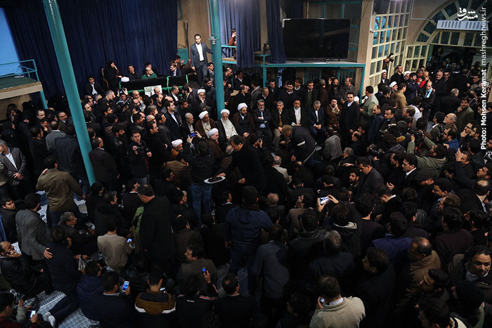 گزارش تصویری وداع با پیکر آیت‌الله هاشمی رفسنجانی در حسینیه جماران