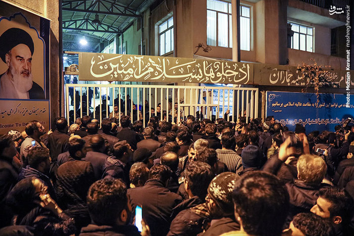 گزارش تصویری وداع با پیکر آیت‌الله هاشمی رفسنجانی در حسینیه جماران