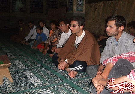 حسین مشوق من در حفظ کل قرآن بود / لباس شهادتی که به جای رخت دامادی به تن کرد حسین مشوق من در حفظ کل قرآن بود / لباس شهادتی که به جای رخت دامادی به تن کرد