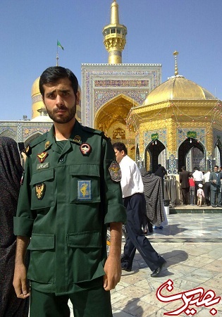 حسین مشوق من در حفظ کل قرآن بود / لباس شهادتی که به جای رخت دامادی به تن کرد حسین مشوق من در حفظ کل قرآن بود / لباس شهادتی که به جای رخت دامادی به تن کرد