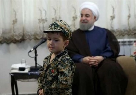 5 پیشنهاد مهم خانواده شهید اسداللهی به رئیسجمهور 5 پیشنهاد مهم خانواده شهید اسداللهی به رئیسجمهور