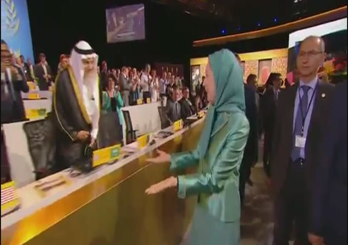 شرط بندی عربستان روی اسب مرده شرط بندی عربستان روی اسب مرده