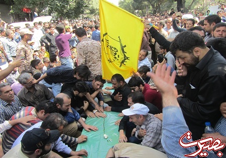 گزارش تصویری تشییع پیکر 5 تن از مدافعان فاطمیون گزارش تصویری تشییع پیکر 5 تن از مدافعان فاطمیون