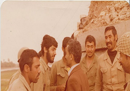 حضور رئیس جمهور محبوب ملت در میان رزمندگان+تصاویر حضور رئیس جمهور محبوب ملت در میان رزمندگان+تصاویر