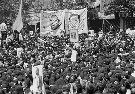حضور رئیس جمهور محبوب ملت در میان رزمندگان+تصاویر حضور رئیس جمهور محبوب ملت در میان رزمندگان+تصاویر