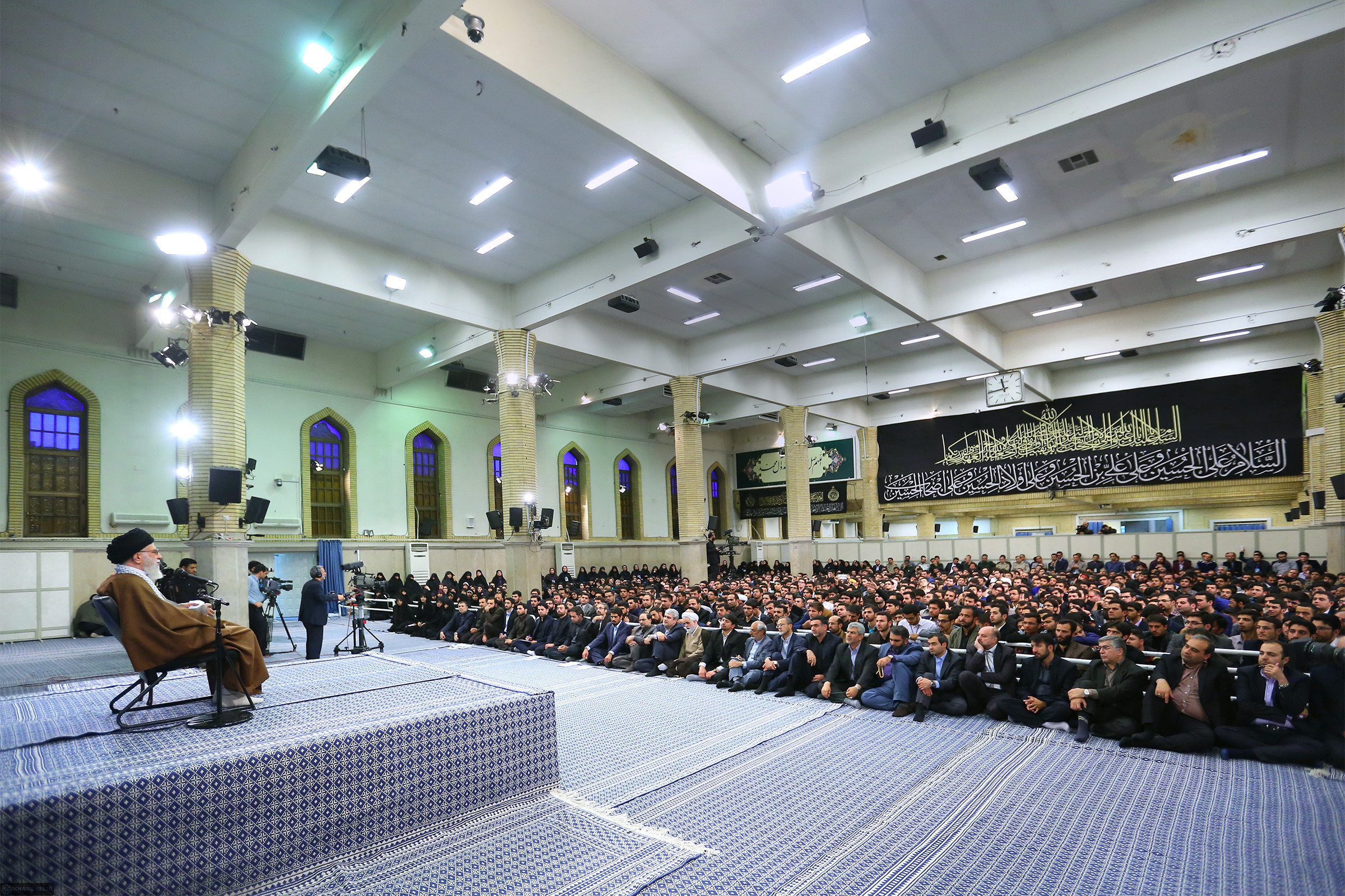 انقلاب اسلامی، روحیه«ما میتوانیم» را در مقابل روحیه«وابستگی» زنده کرد انقلاب اسلامی، روحیه«ما میتوانیم» را در مقابل روحیه«وابستگی» زنده کرد