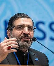 به عنوان اصلاح طلب می‌گویم که باید دست سپاه را بوسید