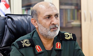 پرداختن به مسائل حاشیهای نوعی فرار از پاسخگویی به حساب میآید پرداختن به مسائل حاشیهای نوعی فرار از پاسخگویی به حساب میآید