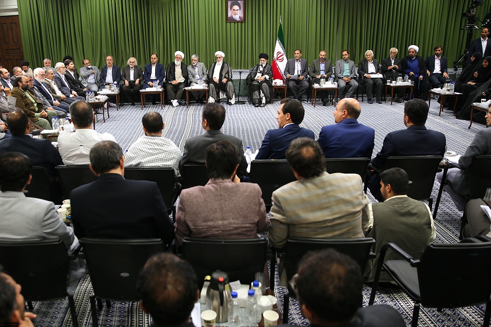 «رقص شمشیر جاهلیت مدرن در کنار جاهلیت قبیلگی را هجو کنید»
