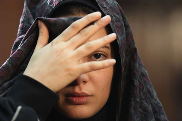 انعکاس واقعیت حجاب یا تصویری مخدوش از شبه حجابی الکن انعکاس واقعیت حجاب یا تصویری مخدوش از شبه حجابی الکن