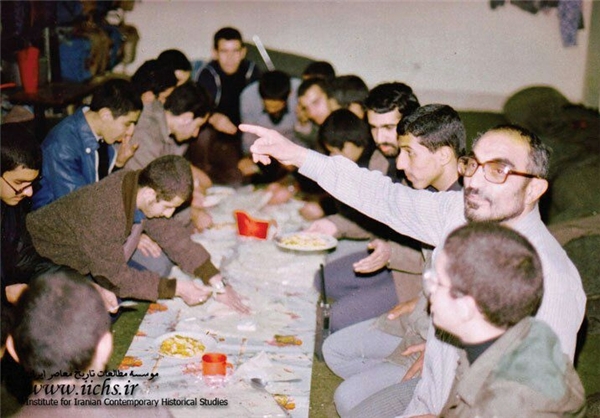 الگویی برای مسئولان همیشه در جلسه! الگویی برای مسئولان همیشه در جلسه!