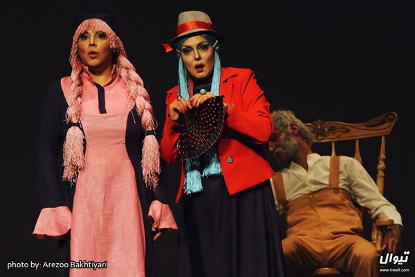 تئاتر به کدام سو می رود؟ تئاتر به کدام سو می رود؟