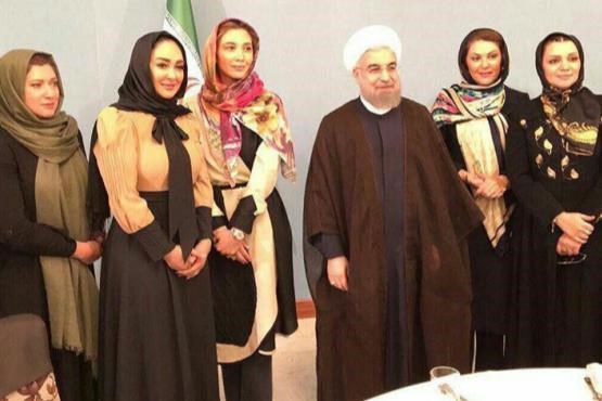 فرافکنی زنانه برای دفاع از رئیس جمهوری با کابینه مردانه! فرافکنی زنانه برای دفاع از رئیس جمهوری با کابینه مردانه!