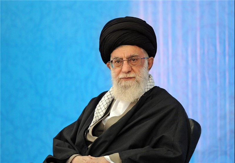 مهم‌ترین اولویت کنونی، مسئله‌ی تأمین مسکن زلزله‌زدگان و بازسازی مناطق است