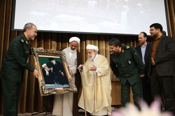 پاسداشت چهل سال مجاهدت آیتالله جنتی پاسداشت چهل سال مجاهدت آیتالله جنتی