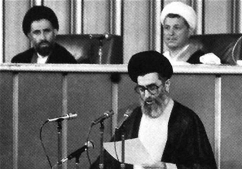 همهچیز درباره روزی که آیتالله خامنهای به رهبری انتخاب شد همهچیز درباره روزی که آیتالله خامنهای به رهبری انتخاب شد