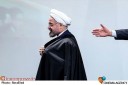 کدام جريان بر رفتن روحاني اصرار دارد؟