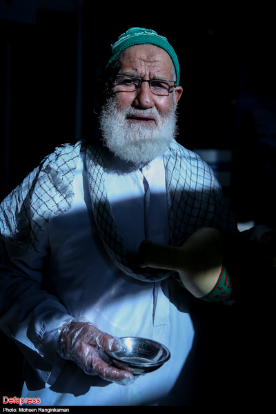 رزمندهای که با سقایی نامآور شد رزمندهای که با سقایی نامآور شد