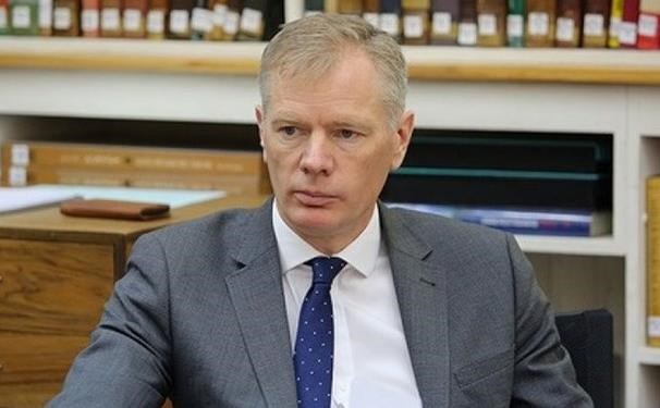 سفیر انگلیس به تهران بازگشت سفیر انگلیس به تهران بازگشت