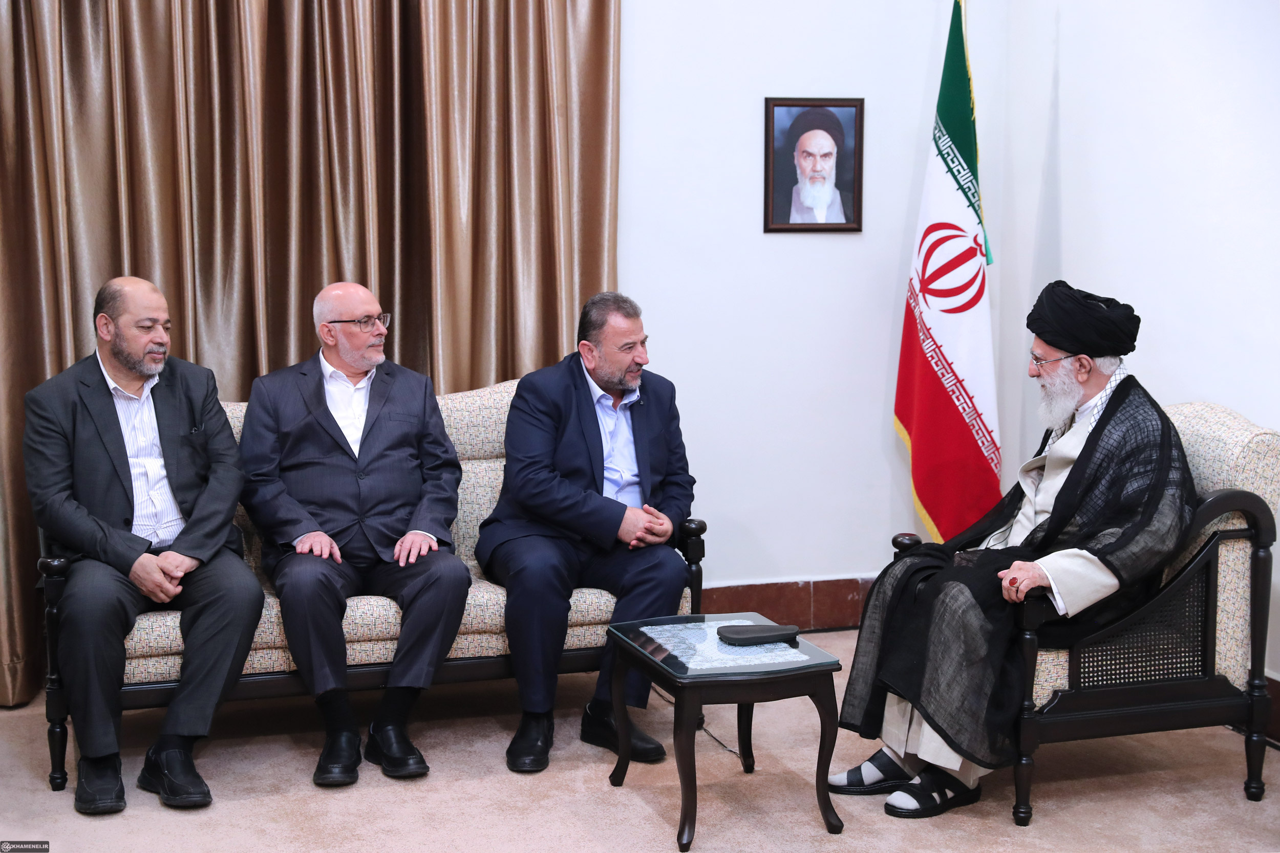 جمهوری اسلامی در قضیه فلسطین با هیچ کشوری رودربایستی ندارد جمهوری اسلامی در قضیه فلسطین با هیچ کشوری رودربایستی ندارد