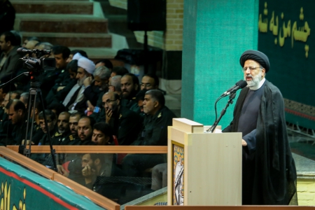 آیت الله رئیسی در مجمع سراسری فرماندهان سپاه: سپاه قدرت پوشالی آمریکا را به جهان نشان داد/ فضای کشور فضای مقاومت و مبارزه با فساد است آیت الله رئیسی در مجمع سراسری فرماندهان سپاه: سپاه قدرت پوشالی آمریکا را به جهان نشان داد/ فضای کشور فضای مقاومت و مبارزه با فساد است