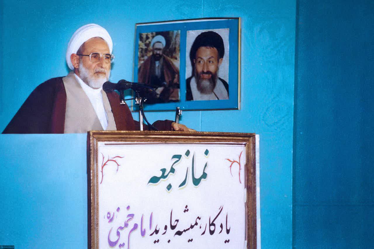 مروری بر مبارزات و خدمات انقلابیِ آیت الله محمد یزدی