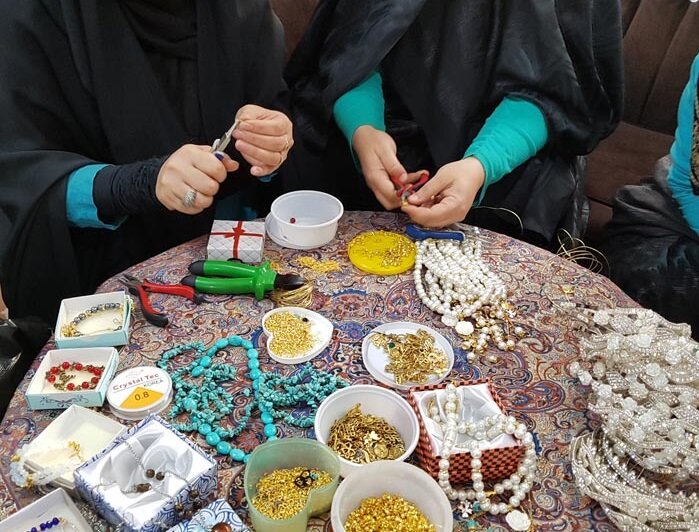 آموختن مهارت شغلی و علاج بیکاری آموختن مهارت شغلی و علاج بیکاری