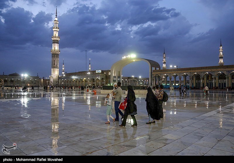 حال و هوای مسجد جمکران در میلاد منجی عالم بشریت