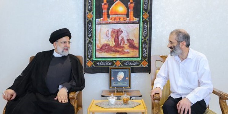 رئیسجمهور با دیپلمات تازه آزاد شده ایرانی دیدار کرد رئیسجمهور با دیپلمات تازه آزاد شده ایرانی دیدار کرد