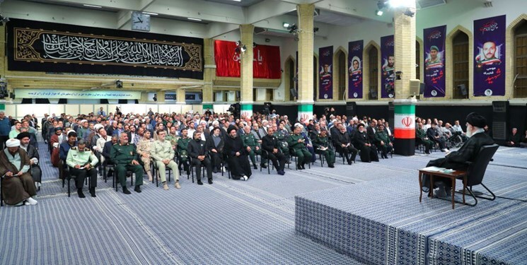 رهبر انقلاب: باید برای هموار کردن راه مجاهدت و استقامت تلاش کنیم رهبر انقلاب: باید برای هموار کردن راه مجاهدت و استقامت تلاش کنیم