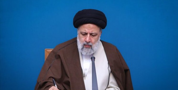 پیام تبریک رئیسی به مناسبت قهرمانی تیم کشتی فرنگی جوانان پیام تبریک رئیسی به مناسبت قهرمانی تیم کشتی فرنگی جوانان