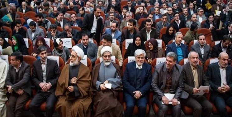 ثبتنام بیش از ۸۰۰ نفر از اصلاحطلبان در انتخابات مجلس ثبتنام بیش از ۸۰۰ نفر از اصلاحطلبان در انتخابات مجلس