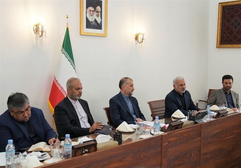 بررسی مذاکرات رفع تحریمها در نشست اعضای کمیسیون امنیت ملی مجلس با امیرعبداللهیان بررسی مذاکرات رفع تحریمها در نشست اعضای کمیسیون امنیت ملی مجلس با امیرعبداللهیان