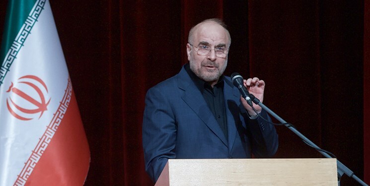 قالیباف: ملت ایران و عراق برادرانه پیرامون شعلۀ محبت به سیدالشهداء (ع) حلقه زدهاند قالیباف: ملت ایران و عراق برادرانه پیرامون شعلۀ محبت به سیدالشهداء (ع) حلقه زدهاند