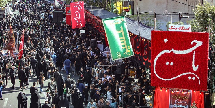 مشارکت ۲۰۰۰ موکب پذیرایی در مراسم پیادهروی جاماندگان اربعین مشارکت ۲۰۰۰ موکب پذیرایی در مراسم پیادهروی جاماندگان اربعین