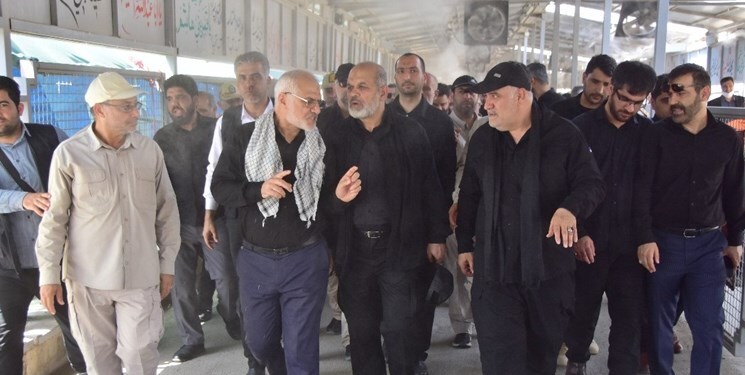 وزیر کشور: تمام ظرفیتهای حمل و نقل برای بازگشت زوار اربعین اندیشیده شده است وزیر کشور: تمام ظرفیتهای حمل و نقل برای بازگشت زوار اربعین اندیشیده شده است