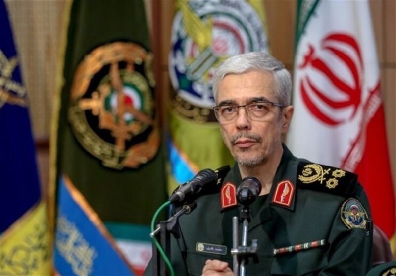 تقدیر سرلشکر باقری از نیروهای مسلح و حشدالشعبی عراق بابت امنیت مراسم اربعین تقدیر سرلشکر باقری از نیروهای مسلح و حشدالشعبی عراق بابت امنیت مراسم اربعین