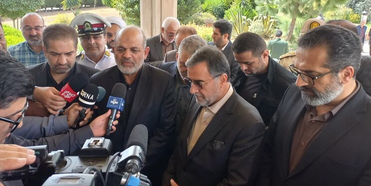 وزیر کشور: وضعیت ثبتنام کاندیداهای مجلس در مراجع ششگانه در حال بررسی است وزیر کشور: وضعیت ثبتنام کاندیداهای مجلس در مراجع ششگانه در حال بررسی است