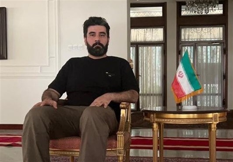 «محمدحسین ولایتی» عکاس تسنیم شب گذشته تحویل سفارت ایران در کابل شد «محمدحسین ولایتی» عکاس تسنیم شب گذشته تحویل سفارت ایران در کابل شد