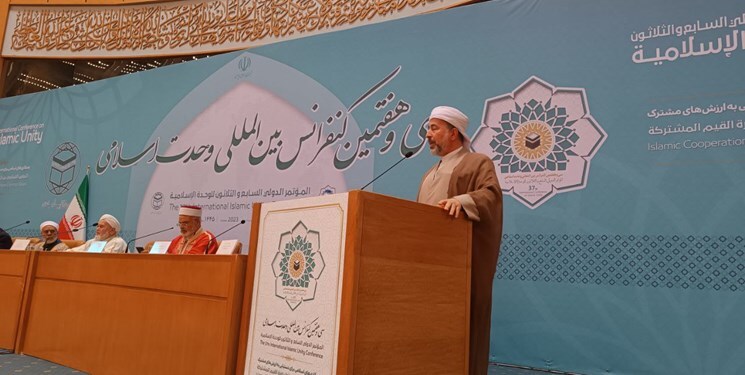ماموستا کریمی: خدا، پیغمبر، کعبه و قرآن ما یکی است و ما دشمن هم نیستیم ماموستا کریمی: خدا، پیغمبر، کعبه و قرآن ما یکی است و ما دشمن هم نیستیم