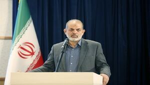 وزیر کشور: رسانههای معاند میخواهند مردم را از حضور در انتخابات دلسرد کنند وزیر کشور: رسانههای معاند میخواهند مردم را از حضور در انتخابات دلسرد کنند