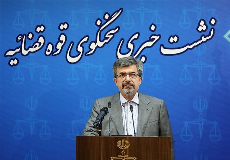 دستگیری فرزندان مسئول ارشد قضایی تأیید شد دستگیری فرزندان مسئول ارشد قضایی تأیید شد