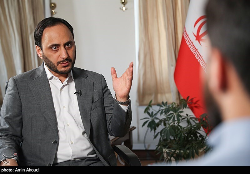سخنگوی دولت: مکاتبات لازم را برای تقدیم فوری لوایح توسعه دریامحور انجام دادیم سخنگوی دولت: مکاتبات لازم را برای تقدیم فوری لوایح توسعه دریامحور انجام دادیم