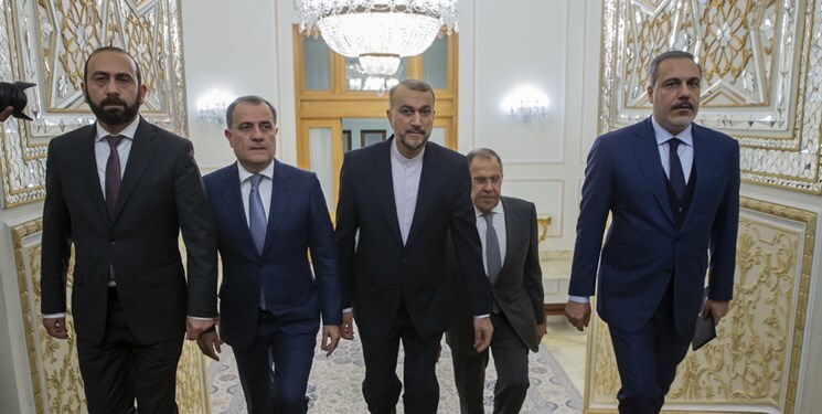 وزرای خارجه ۳+۳ در تهران و کنشگری فعال ایران در قفقاز وزرای خارجه ۳+۳ در تهران و کنشگری فعال ایران در قفقاز