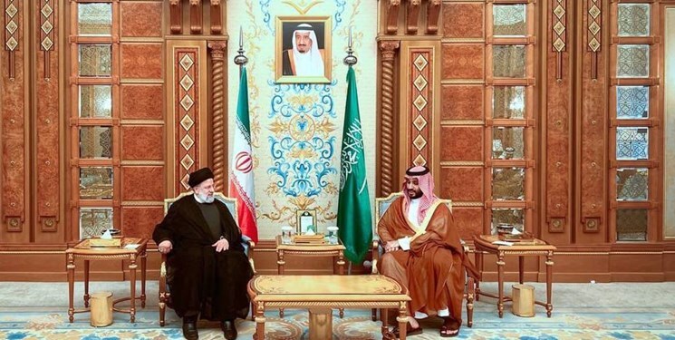 «رئیسی» و «بن سلمان» دیدار و گفتوگو کردند «رئیسی» و «بن سلمان» دیدار و گفتوگو کردند