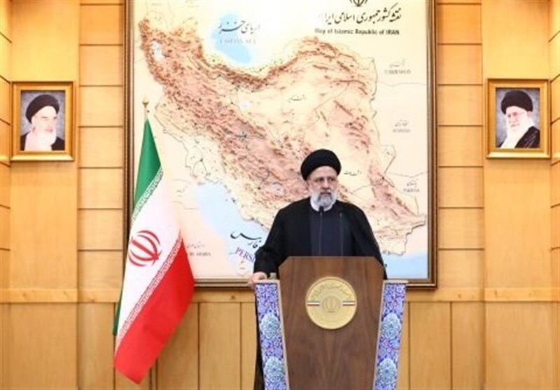 رئیسی در بازگشت از عربستان: نظر ما بهخلاف راهکار دودولتی در فلسطین، مراجعه به آرای مردم است رئیسی در بازگشت از عربستان: نظر ما بهخلاف راهکار دودولتی در فلسطین، مراجعه به آرای مردم است